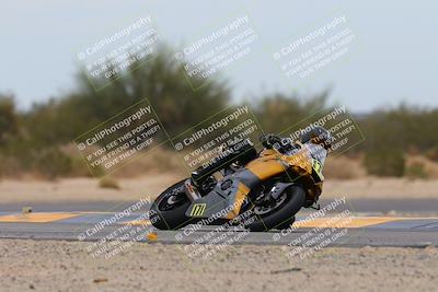 media/Jan-20-2024-CVMA (Sat) [[ddb8bc1f3d]]/Race 10 Amateur Supersport Middleweight/